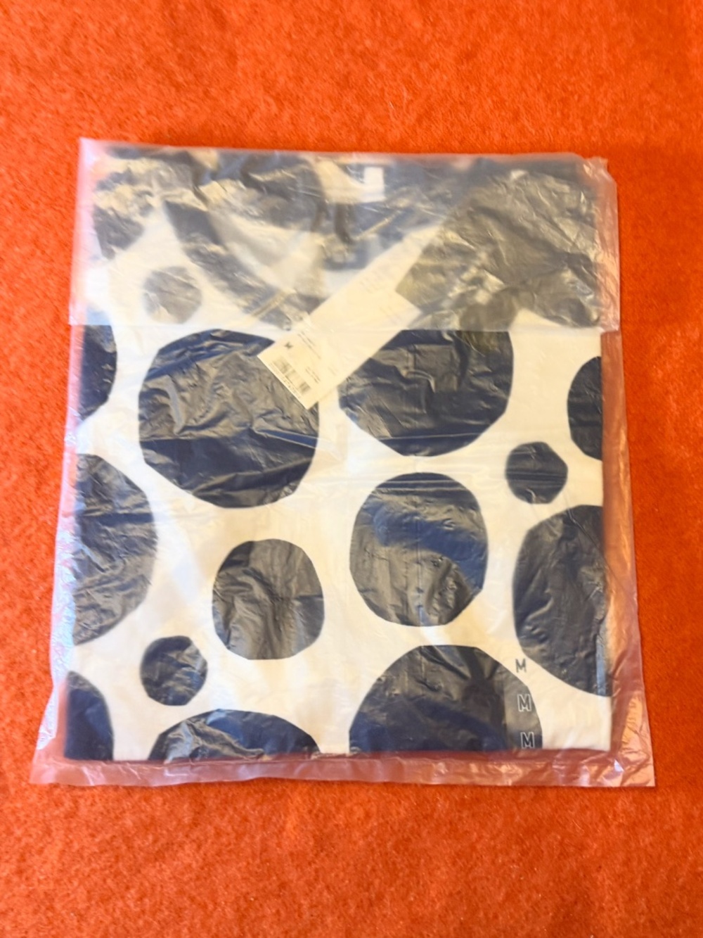 Marimekko Kivet and Uniqlo collab navy polka dots short sleeve tee NWT - Picture 2 of 7